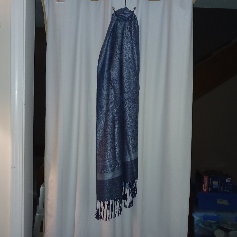 Pashmina scarf/ wrap, EUC